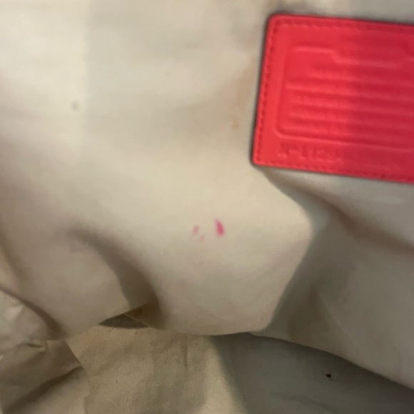 Coach Legacy Leather large Tanner Purse Brass hardware - Picture 6 of 14